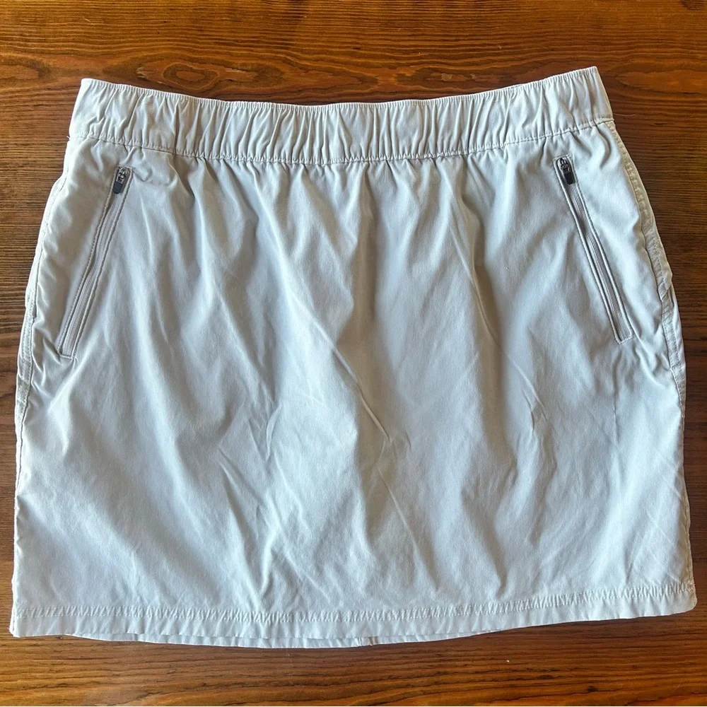 Eddie Bauer Rainier Pull On‎ Skort Pumice Plus 18